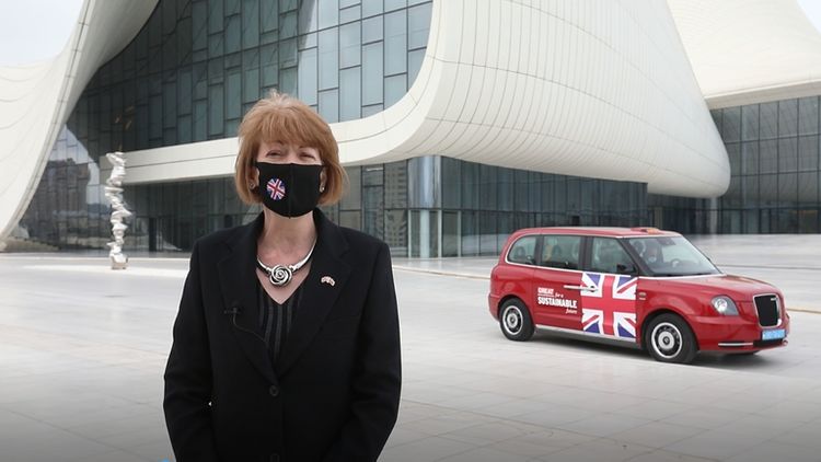 “Britaniya Azərbaycanın bərpa olunan enerjiyə keçidini dəstəkləməyə hazırdır”