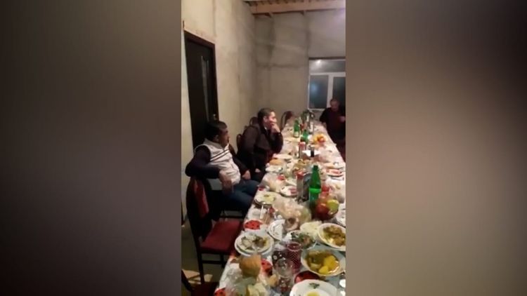Salyanda nişan mərasimi keçirənlər cərimələndi -       VİDEO