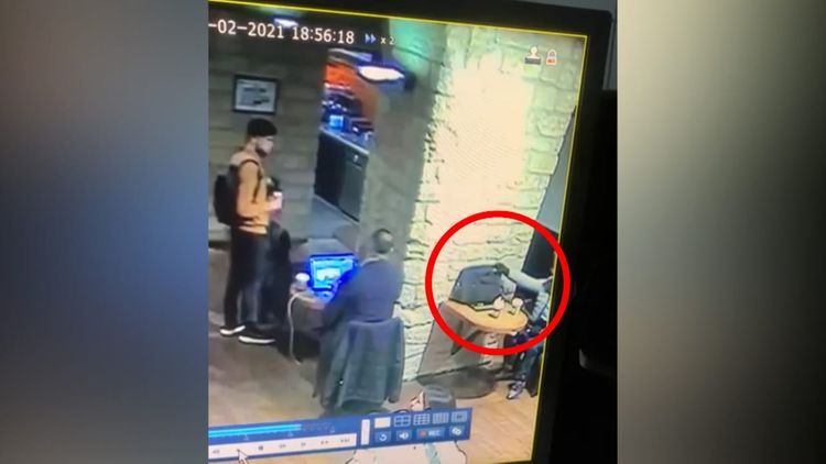 “Fəvvarələr” meydanındakı mağazalarda müştəriləri qarət edən dəstə tutuldu -     VİDEO