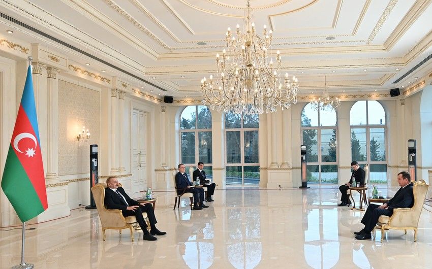 Azərbaycan Prezidenti Belarusun yeni səfirinin etimadnaməsini qəbul edib –     TAM MƏTN