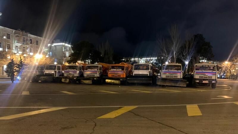 Bakıda xüsusi təyinatlı texnikalar hazır vəziyyətə gətirildi