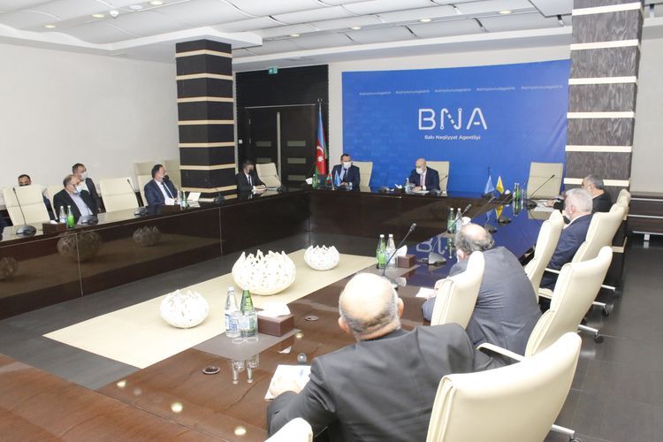 BNA sədri sahibkarları təcili topladı -     Gediş haqqı müzakirə olundu