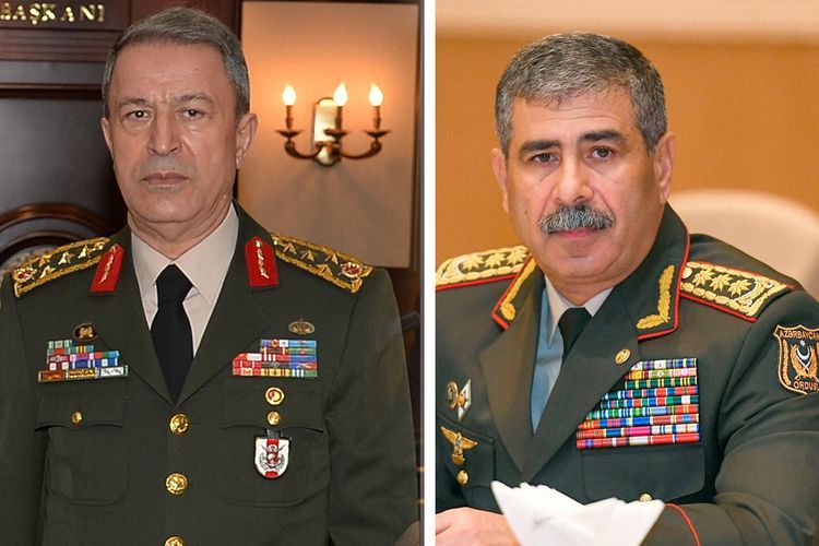 Azərbaycan və Türkiyə Müdafiə nazirləri telefonla danışdı