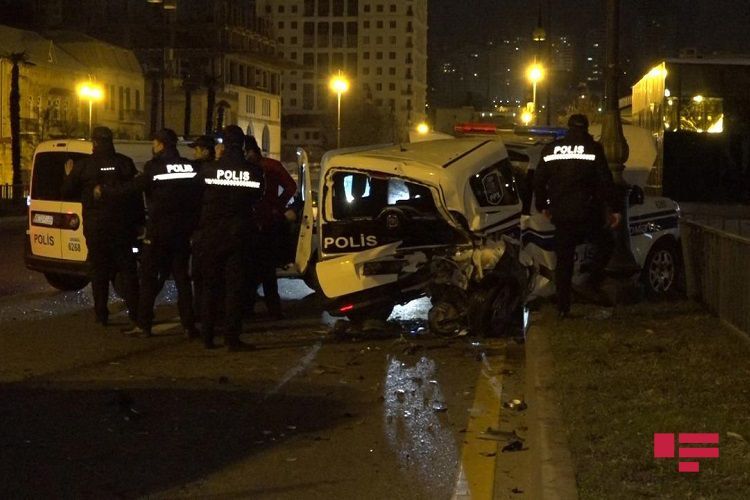 Bakıda polisə məxsus xidməti avtomobil qəzaya uğradı
