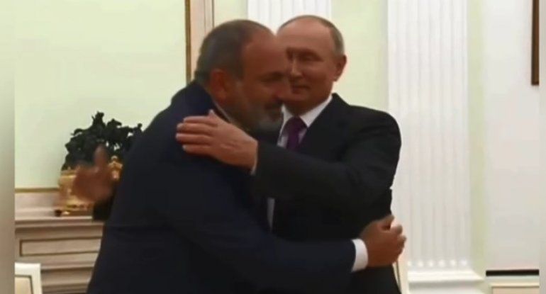 Paşinyan Putinlə görüşdə özünü itirdi -     VİDEO