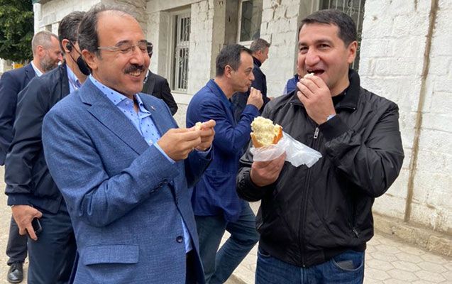 Türkiyəli səfir Şuşada Hikmət Hacıyevlə çörək kəsdi -       FOTO