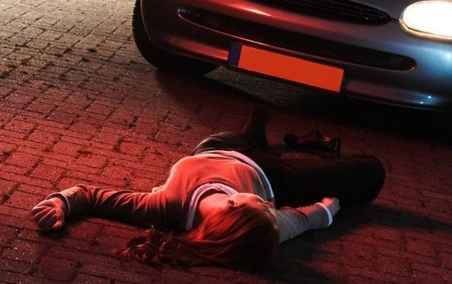 Keçmiş sevgilisini qəsdən avtomobillə vurdu