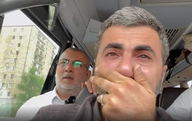Zaur Şuşada ağladı