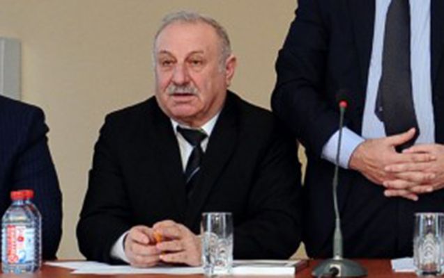 “Rəsmi boşanmadan başqa qadınla həmin evdə yaşayıb” -     Eks-deputatla kürəkəni üz-üzə gəldi
