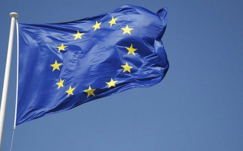 Ukrayna və Moldova Aİ-yə üzvlüyə namizəd statusu aldı