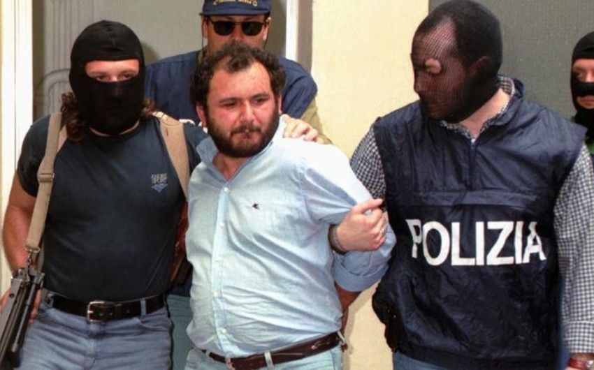 100 nəfəri öldürmüş mafioz həbsxanadan vaxtından əvvəl buraxıldı