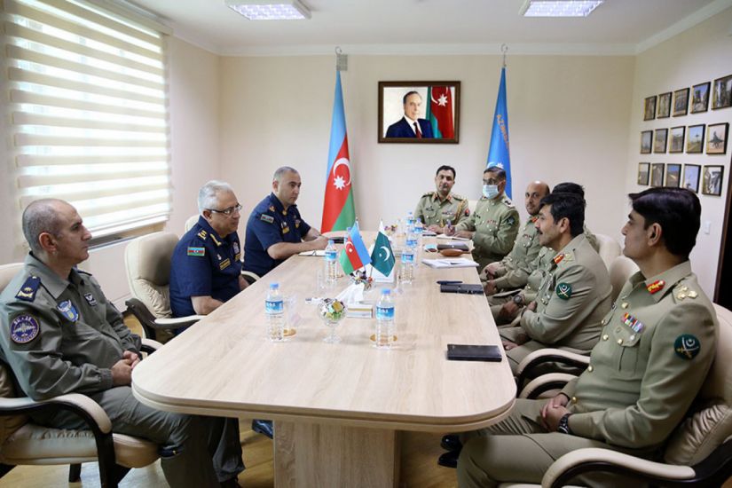 Bakıda Azərbaycan ilə Pakistan arasında hərbi aviasiya sahəsində məsələlər müzakirə olundu