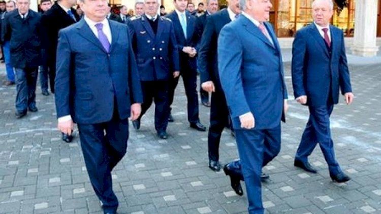 Ziya Məmmədovla Arif Əsgərova 100 milyon dollar “otkat” ötürən menecerə rəsmi ittiham irəli sürüldü