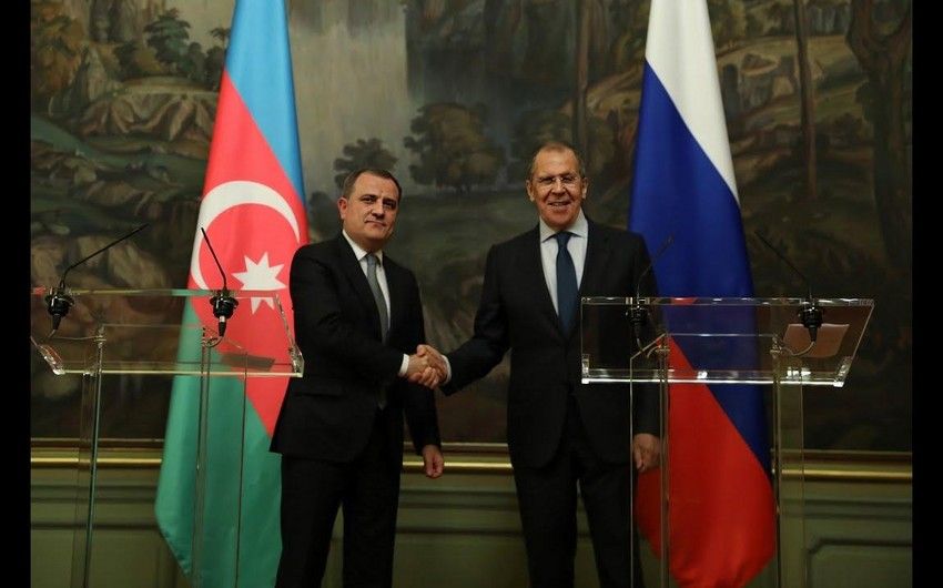 Bayramovla Lavrov Qarabağla bağlı razılaşmanın həyata keçirilməsini müzakirə etdi