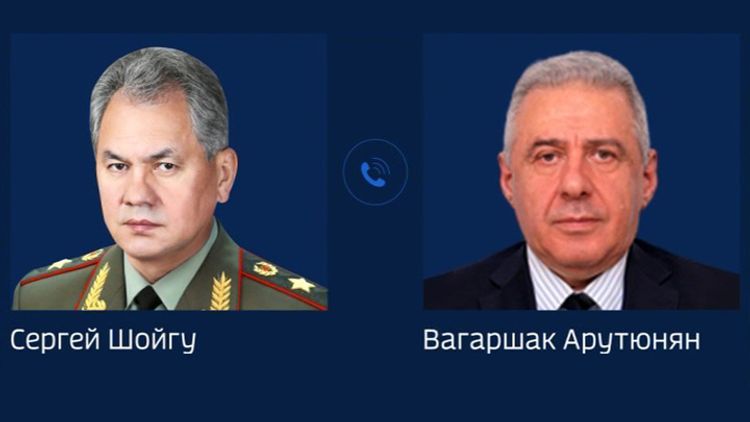 Rusiya və Ermənistan müdafiə nazirləri telefonla danışdı