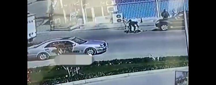 Avtomobil yoluna çıxaraq, qəza görüntüsü yaradan qadın görün kim imiş -   RƏSMİ AÇIQLAMA