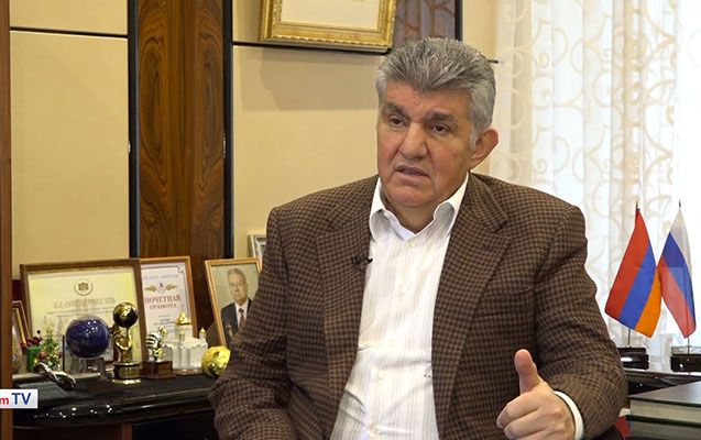 Erməni milyarder Paşinyana rəqib olacaq