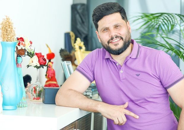 Zaur Kamal bu televiziyaya gedir?