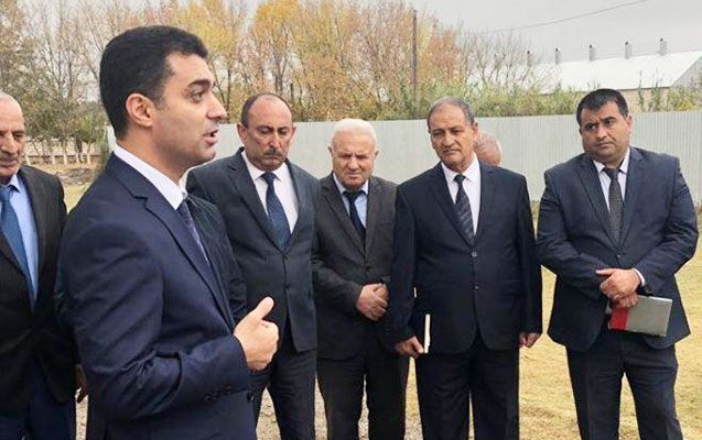 Yevlaxın icra başçısının imarətində müəmmalı intihar