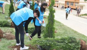 Paytaxtda abadlaşdırılan növbəti həyət sakinlərin istifadəsinə verildi — foto 1