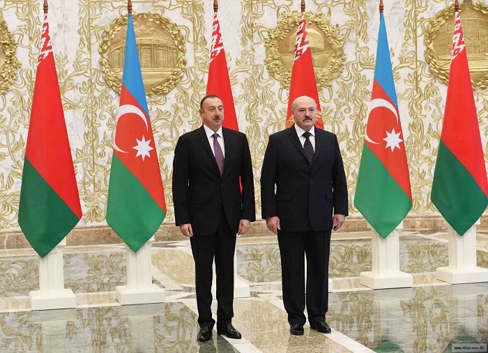 Sankt-Peterburqda Azərbaycan Prezidenti İlham Əliyevin Belarus Prezidenti Aleksandr Lukaşenko ilə görüşü olub