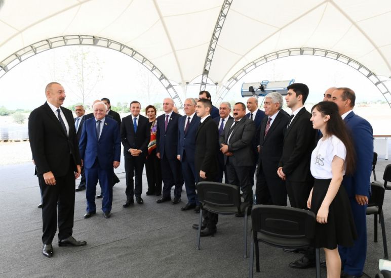 Prezident: “Mən heç ona fikir vermirəm. Sizə də məsləhət görmürəm”