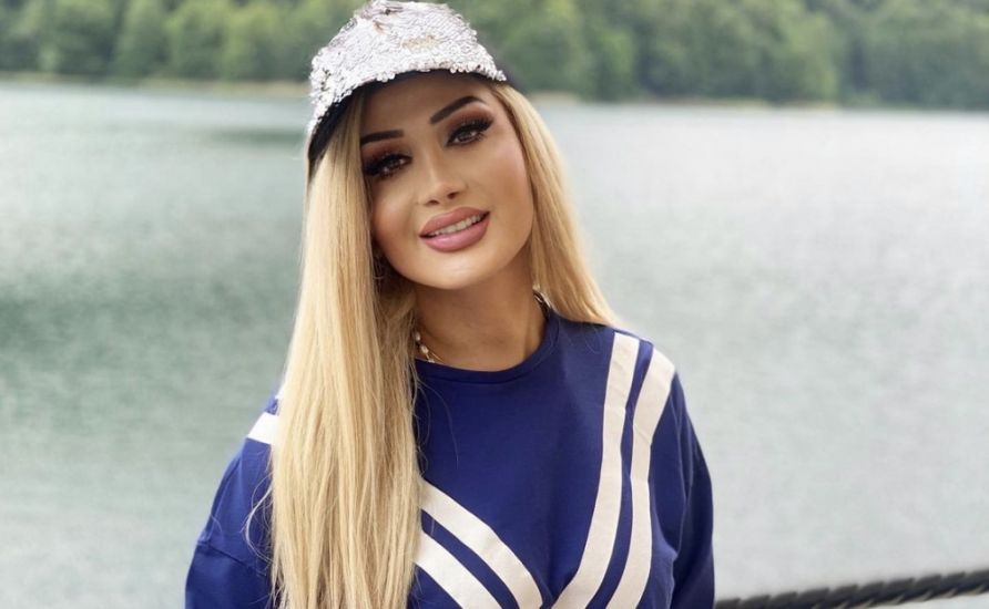 Məleykə Əsədova: “Arzuolunmaz övlad olmuşam, anam məni dünyaya gətirmək istəmirdi” -     VİDEO