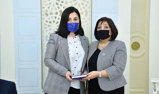 Cəbrayıl Dövlətzadənin anası Milli Məclisdə işlə təmin olundu