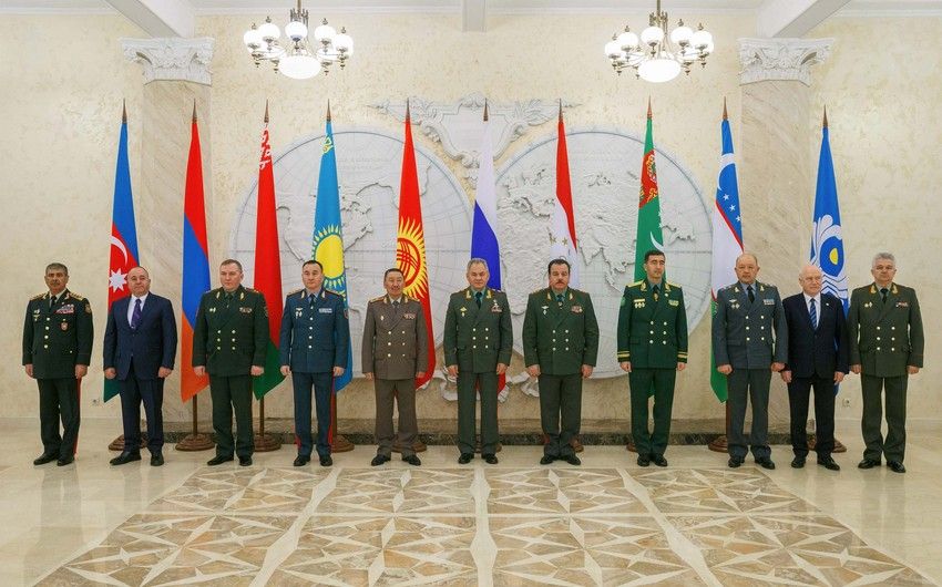 Zakir Həsənov MDB Müdafiə Nazirləri Şurasının iclasında iştirak edib