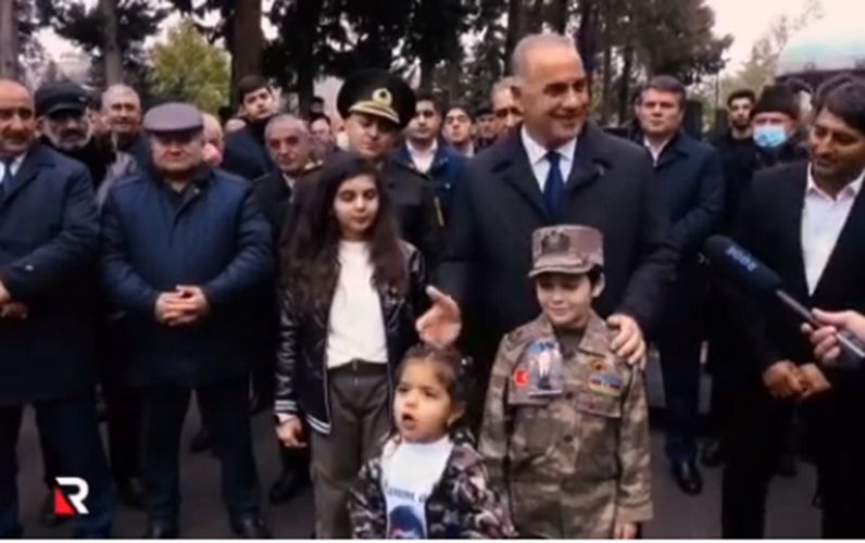 Şəhid qızı icra başçısının sözünü yarıda kəsdi -       VİDEO