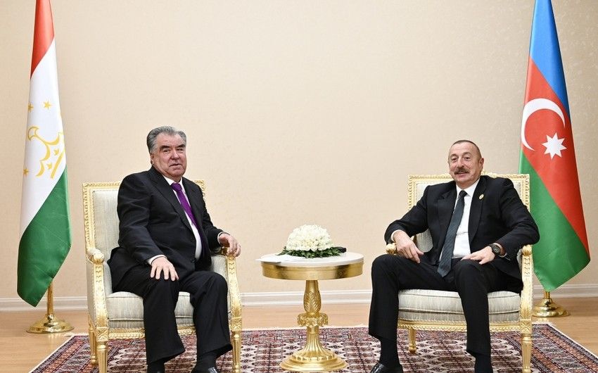 Tacikistan Prezidenti İlham Əliyevi təbrik etdi