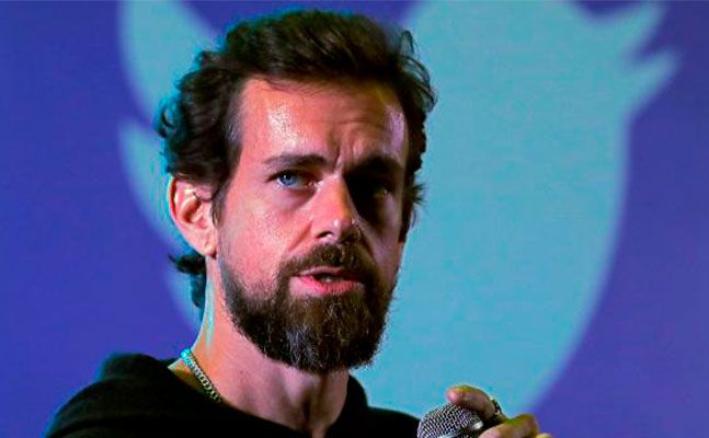 "Twitter"-in baş direktoru vəzifəsindən istefa verdi