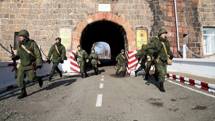 "İran vətəndaşları Gümrüyə axışır, Rusiyaya qarşı təxribatlar ola bilər"