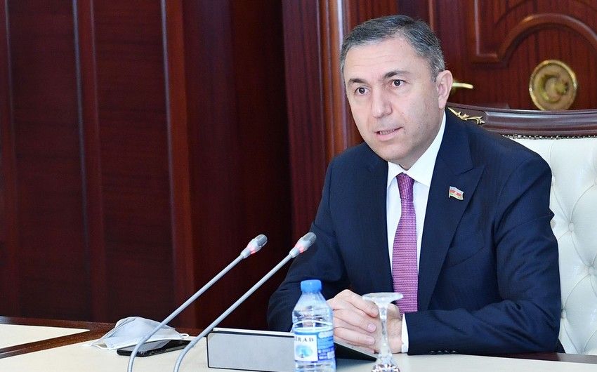 "Prezidentin artırdığı sosial ödənişlər qiymət artımını xeyli üstələyəcək" -     Tahir Mirkişili