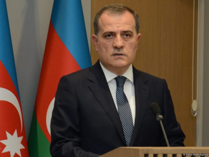 Ceyhun Bayramov Bolqarıstana getdi