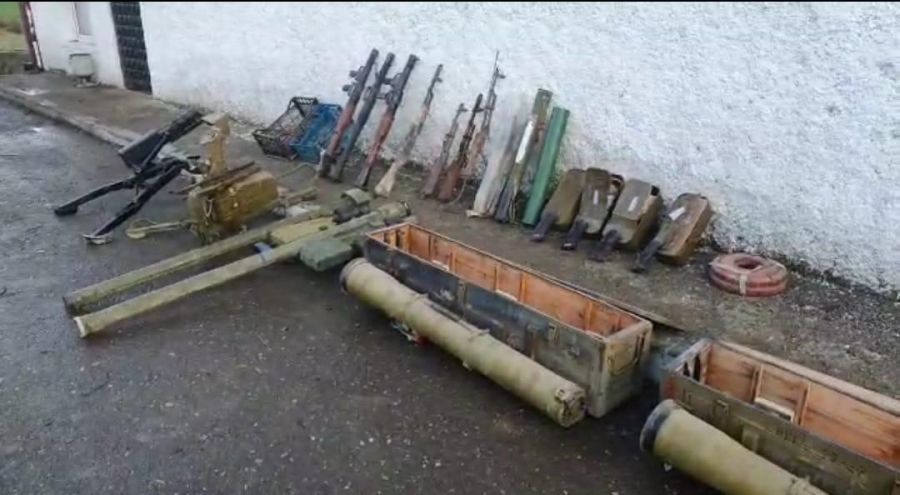 Xocavənd polisi ermənilərin atıb qaçdığı silah-sursatı aşkarladı