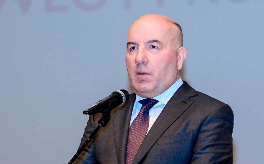 Elman Rüstəmovdan manatın məzənnəsi ilə bağlı açıqlama