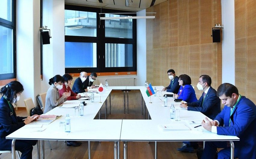 Sahibə Qafarova Yaponiya Parlamentinin Müşavirlər Palatasının sədri ilə görüşdü