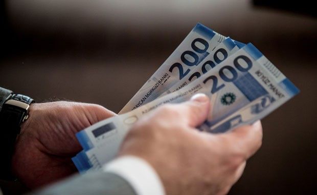 Dövlət idarəsindən 15 min manatlıq oğurluq edildi