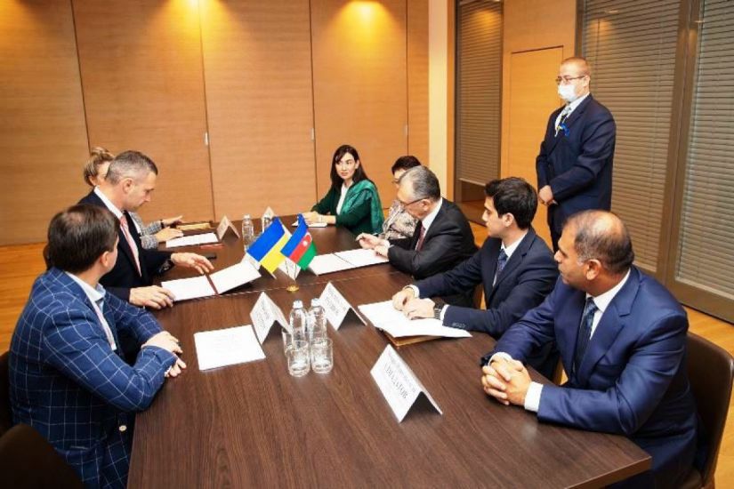 Bakı və Kiyev şəhərləri arasında qardaşlaşma haqqında niyyət protokolu imzalandı