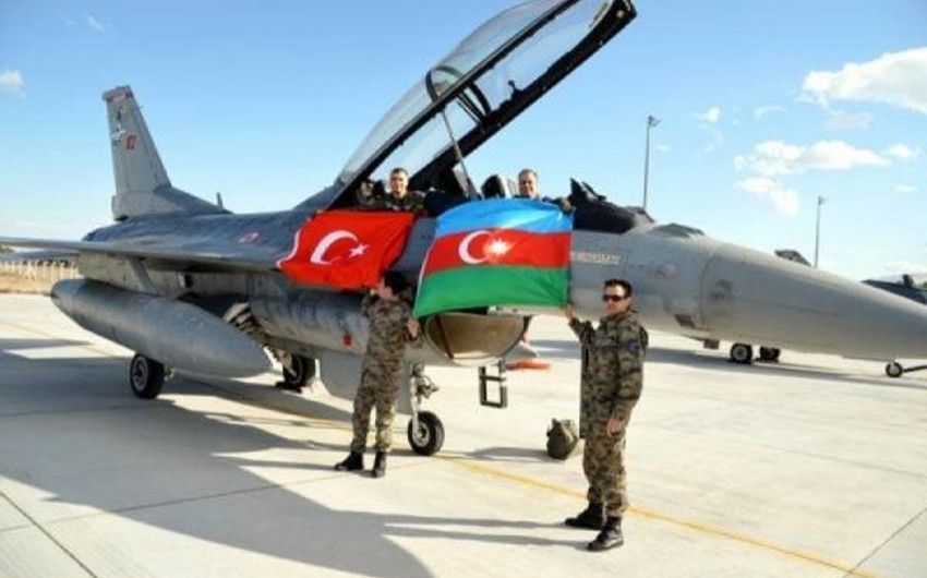 Türkiyə Milli Müdafiə Nazirliyi Azərbaycanla birgə keçirilən təlimlər barədə məlumat yaydı