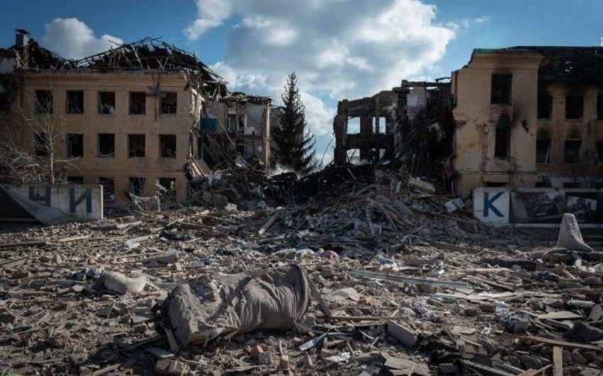 “Bu, rus işğalçılarının mülki əhaliyə qarşı törətdikləri növbəti dəhşətli hərbi cinayətidir”