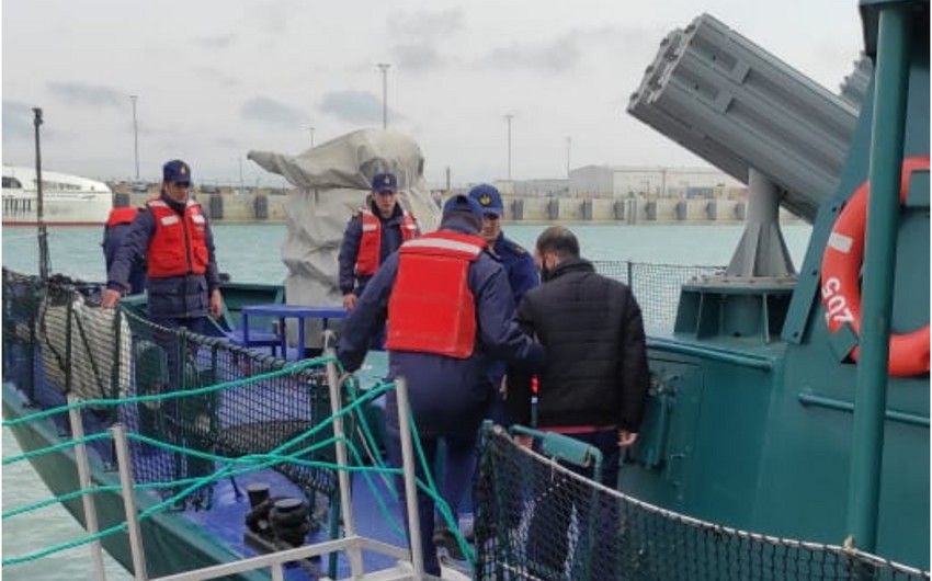 Səhhəti pisləşən kapitan köməkçisinə yardım göstərildi