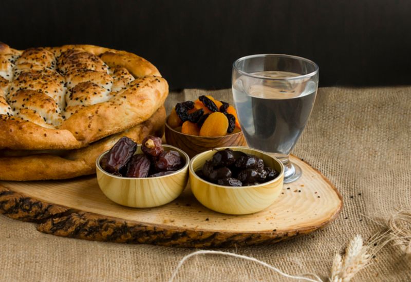 Ramazan ayının səkkizinci gününün duası -     İmsak və iftar vaxtı