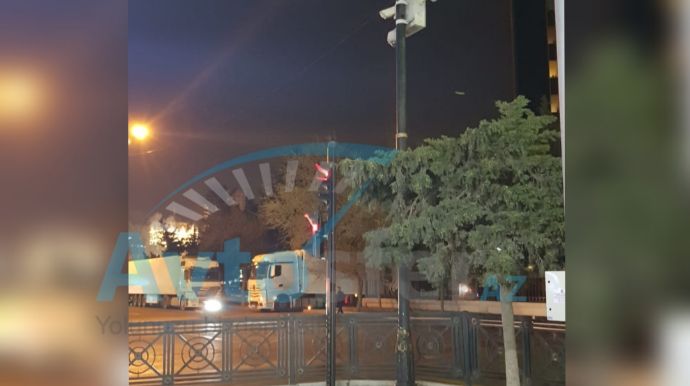 Elman Rüstəmov işdən çıxarıldı, gecə ilə Mərkəzi Banka TIR-lar gətirildi