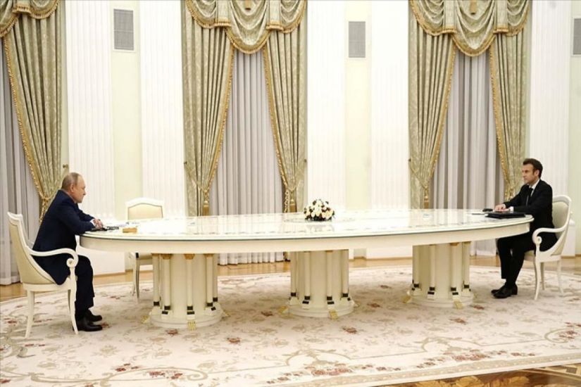 Putin Makronu təbrik etdi