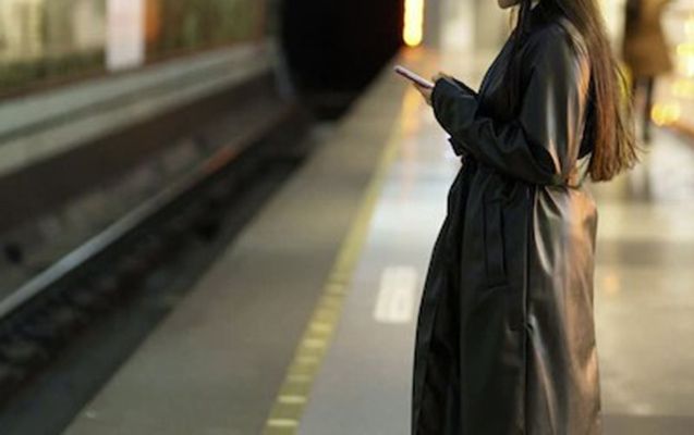 Metro tunelində qaçan qızlar bacı imiş -      ““TikTok” çəkirdik”