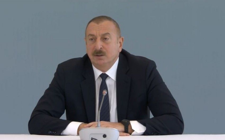 Prezident Praqada bağlanış plenar iclasında iştirak etdi -   YENİLƏNDİ