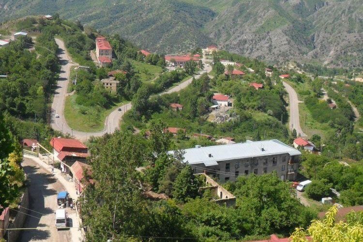 Ermənistan Laçın dəhlizinə alternativ yolun çəkilişinə başladı - 1 il davam edəcək    VİDEO