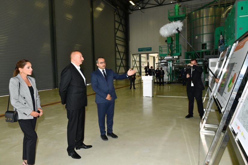 İlham Əliyev və Mehriban Əliyeva “Grand-Agro İnvitro” MMC-nin müəssisəsi ilə tanış olub -   FOTOLAR